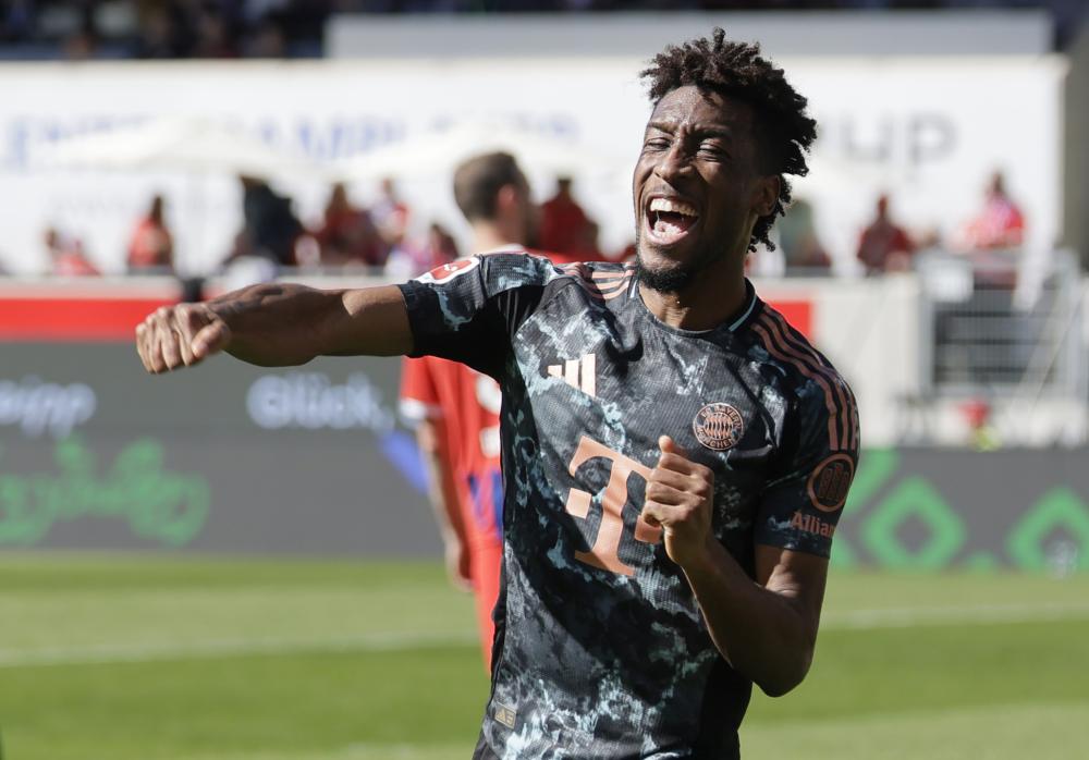 卡拉格：我预测药厂会晋级8强；我是穆西亚拉的超级粉丝.